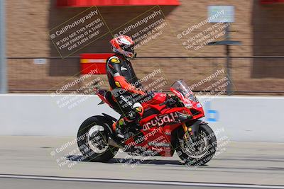 media/Aug-27-2022-Fastrack Riders (Sat) [[c588535105]]/Level 2/Session 1 Start Finish/